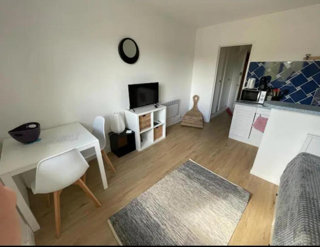 Studio Sur La Cote Fleurie A Houlgate. Διαμέρισμα Εξωτερικό φωτογραφία